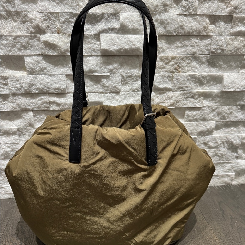Bottega Veneta Green and Black Tote Bag